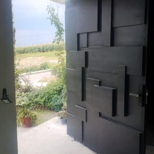 Puerta moderna relieve con rectángulos